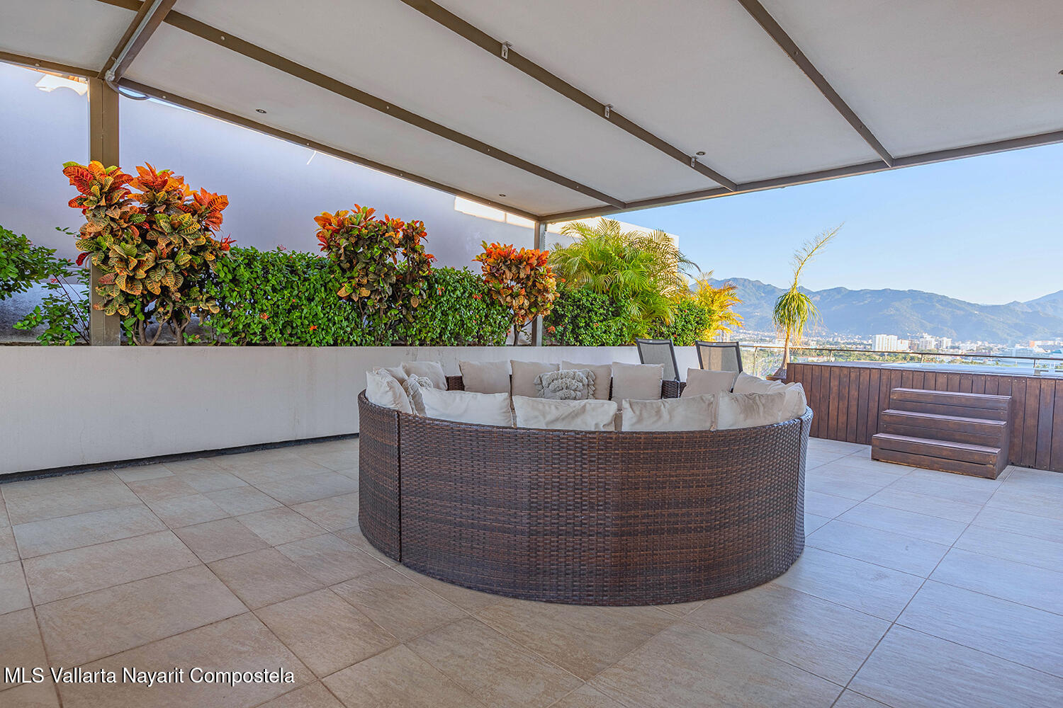 20260109214400120684000000-o