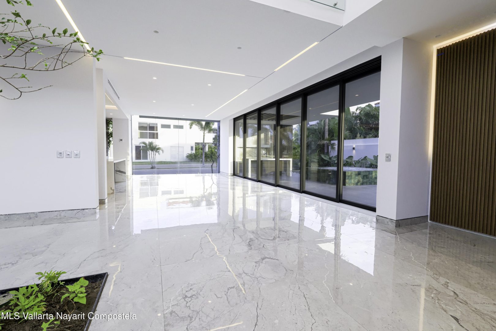 20260113180235872651000000-o