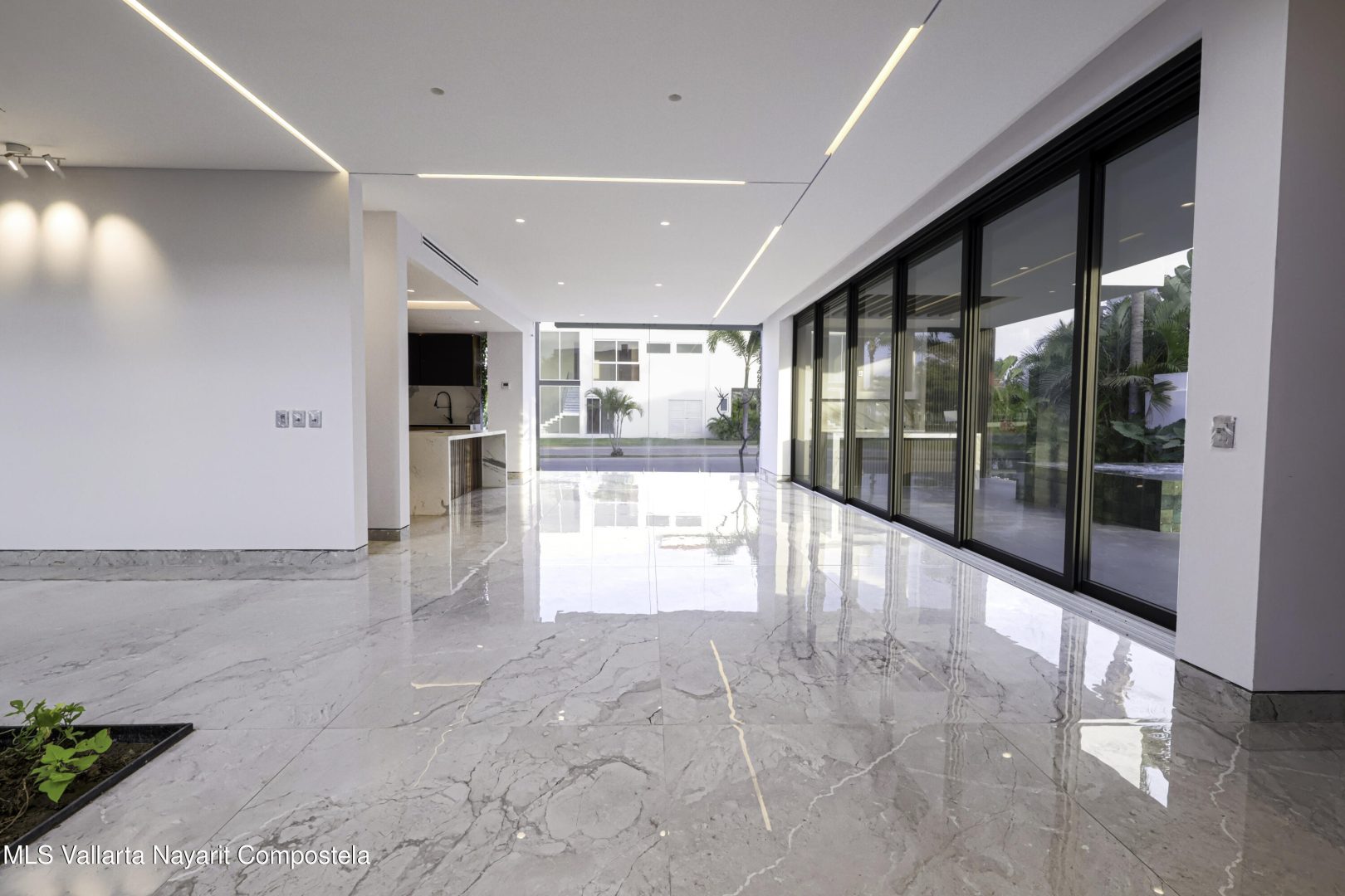 20260113180249813827000000-o