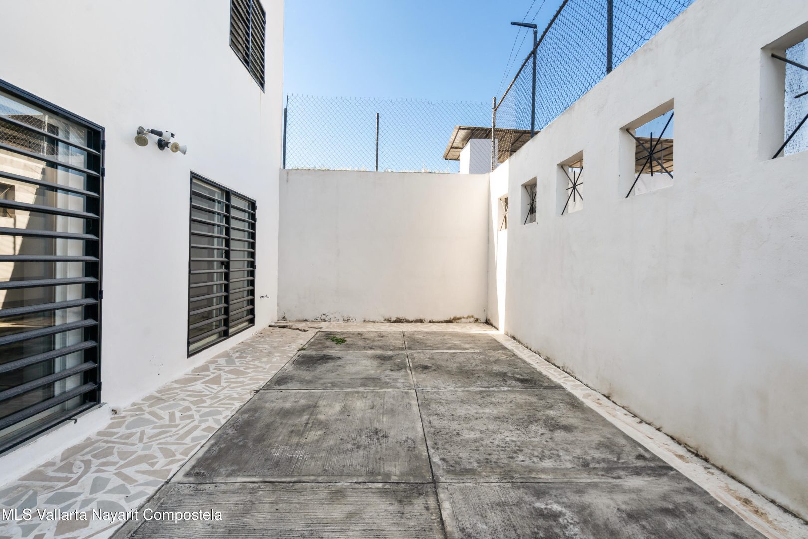 20260116230959977089000000-o