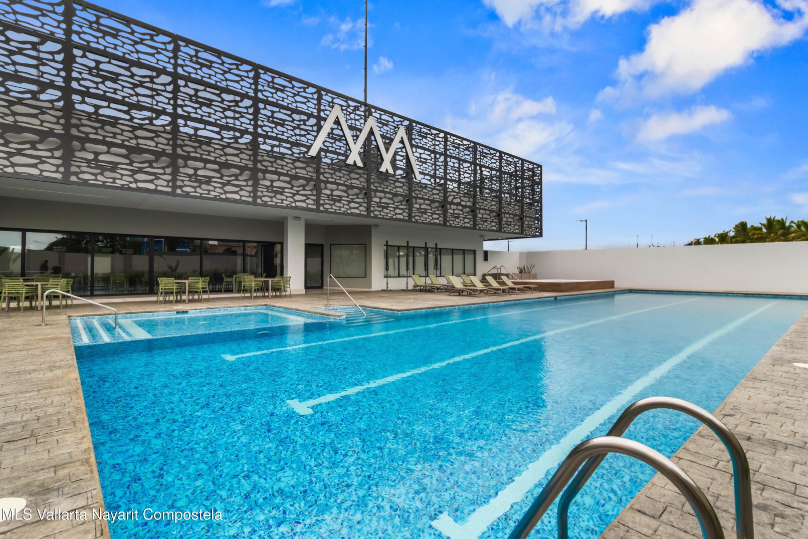 20260119183520806983000000-o