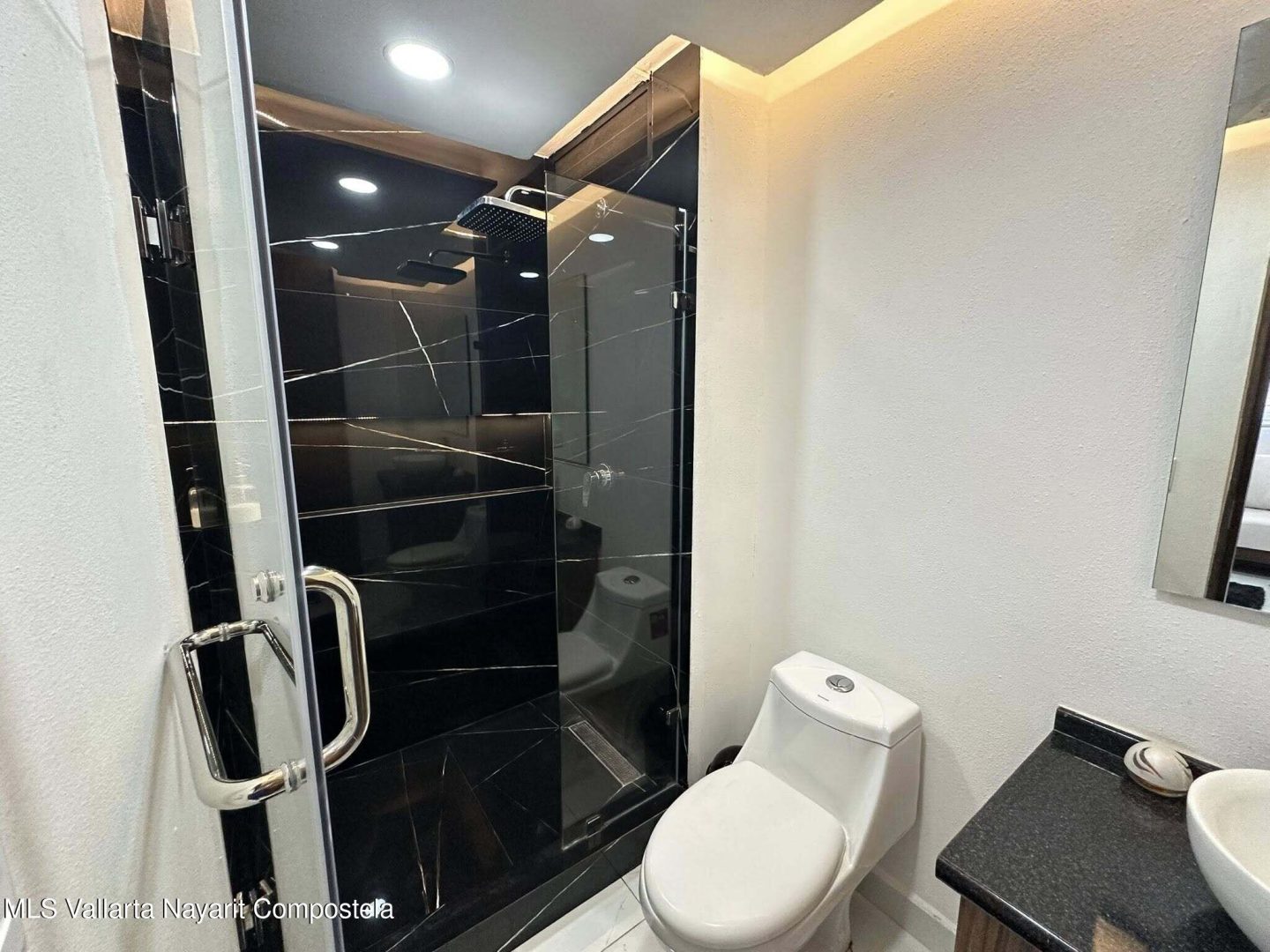 20260123132142047517000000-o