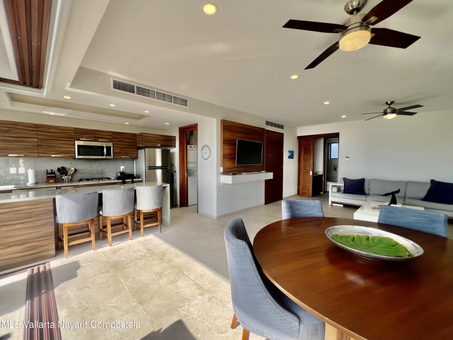 20260123204900585993000000-o