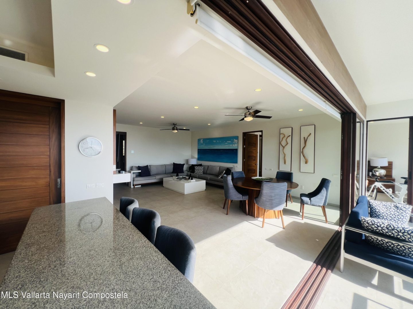 20260123204903155761000000-o