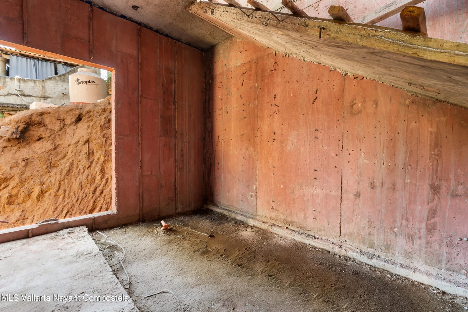 20260126181359680257000000-o