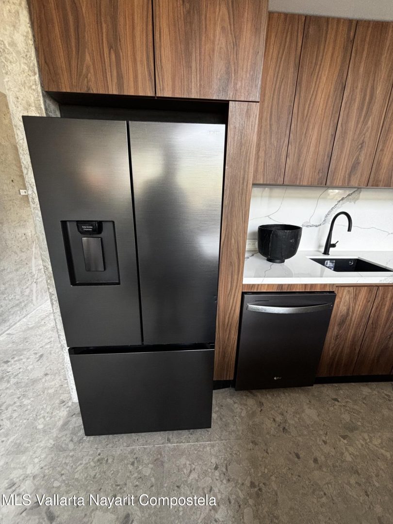 20260127213419020144000000-o