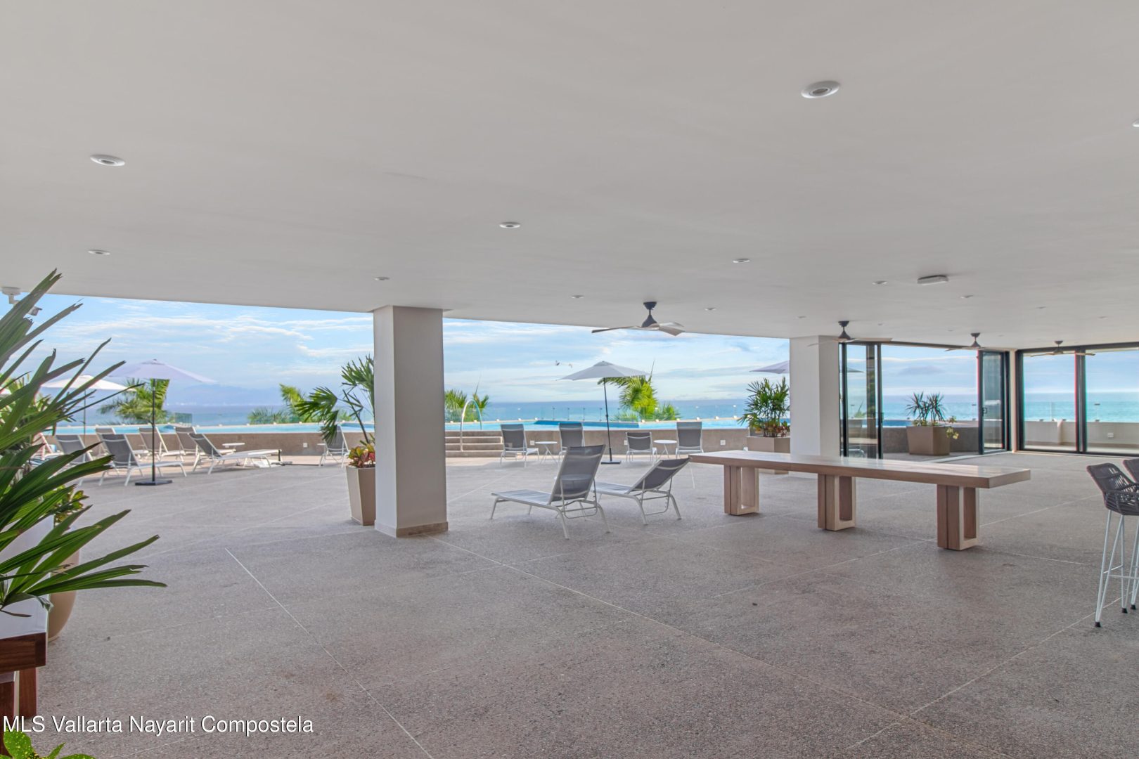 20260128183334679147000000-o