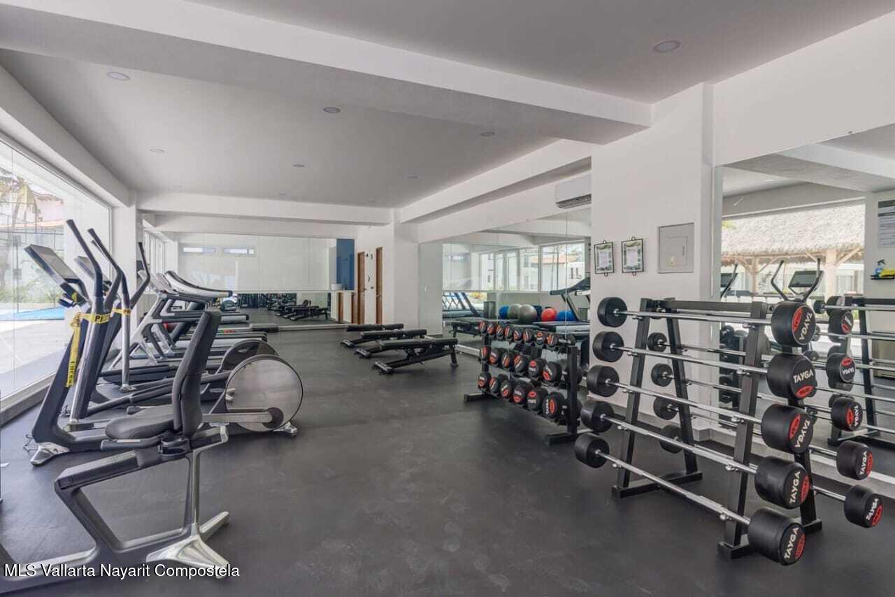 20251201185645470007000000-o