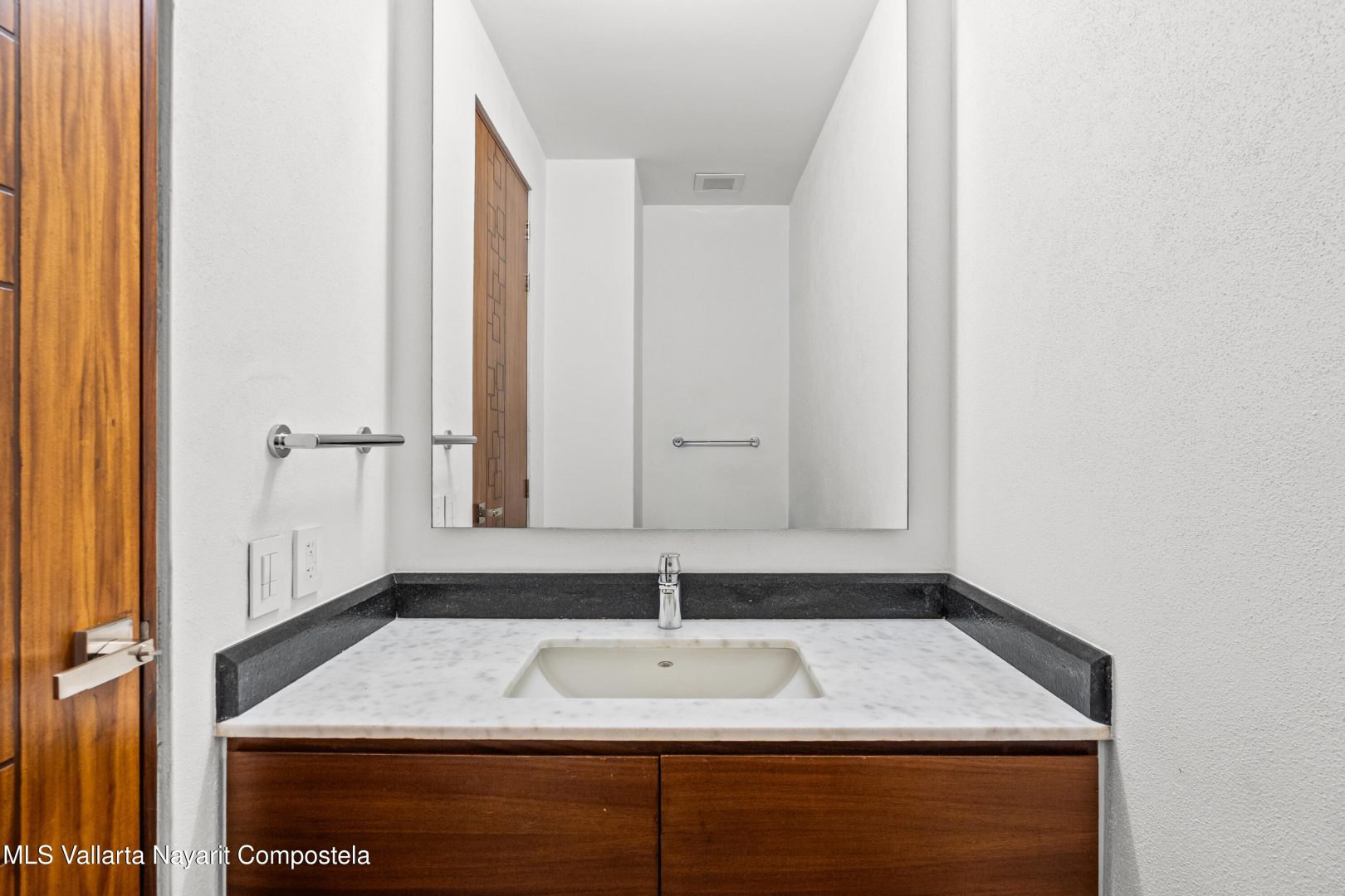 20260216194007013417000000-o