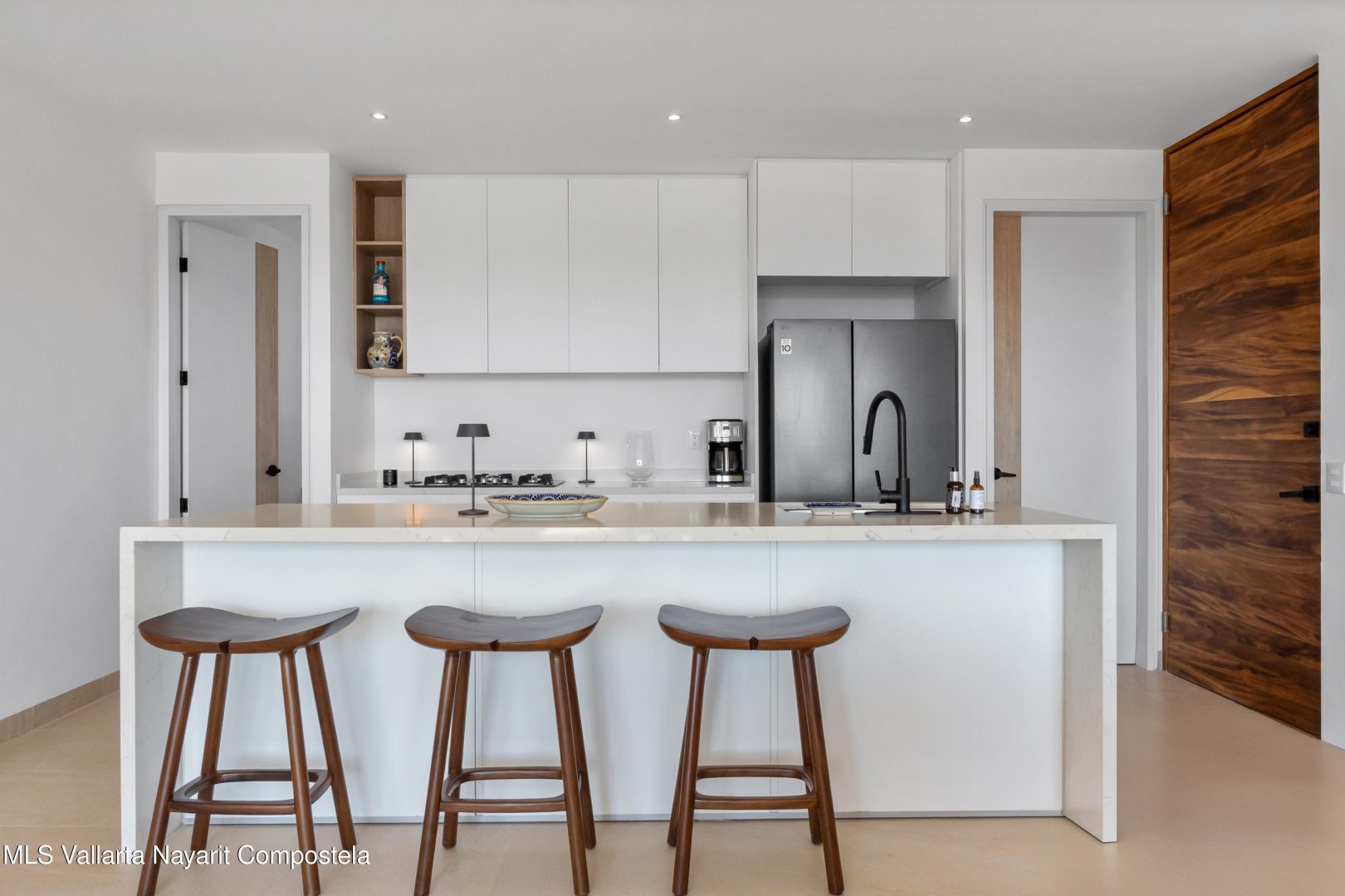 20260219190005884627000000-o