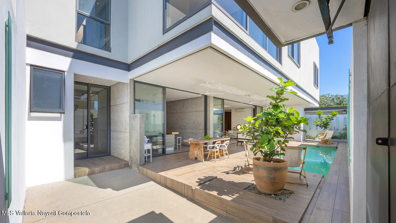 20260227220330114578000000-o