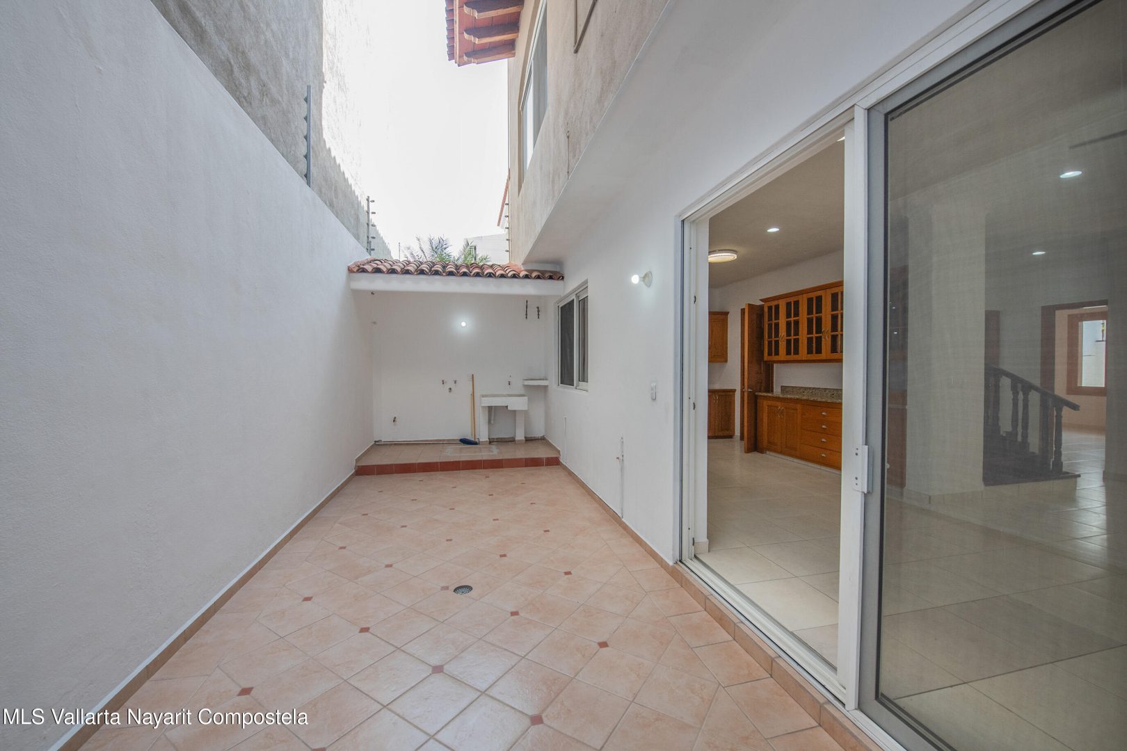 20260311172251093434000000-o