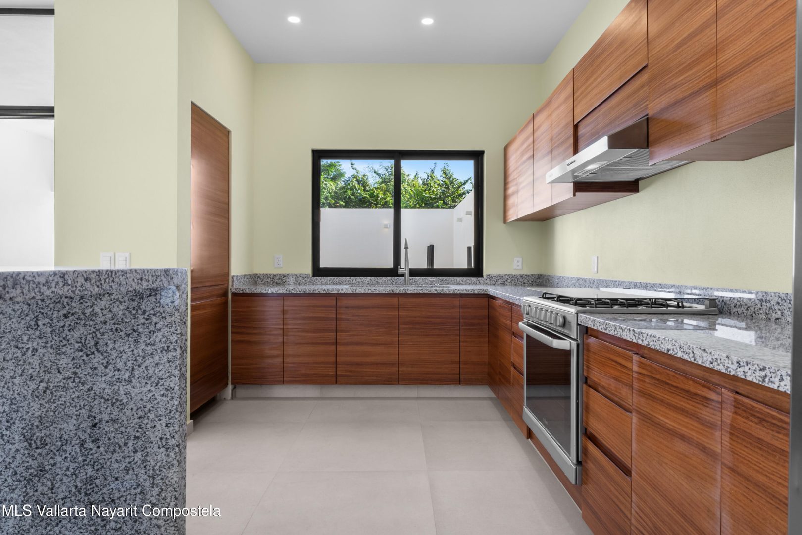 20260312200839733481000000-o