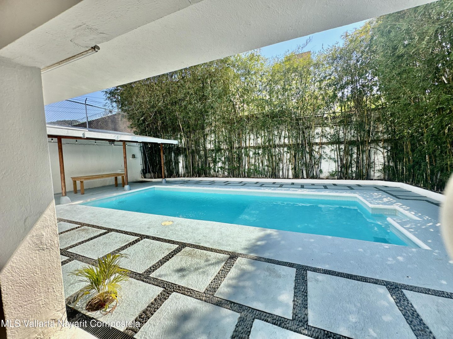 20260321173029776233000000-o