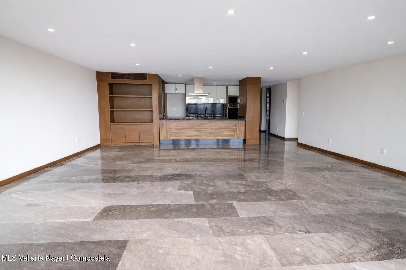 20260325212053347673000000-o