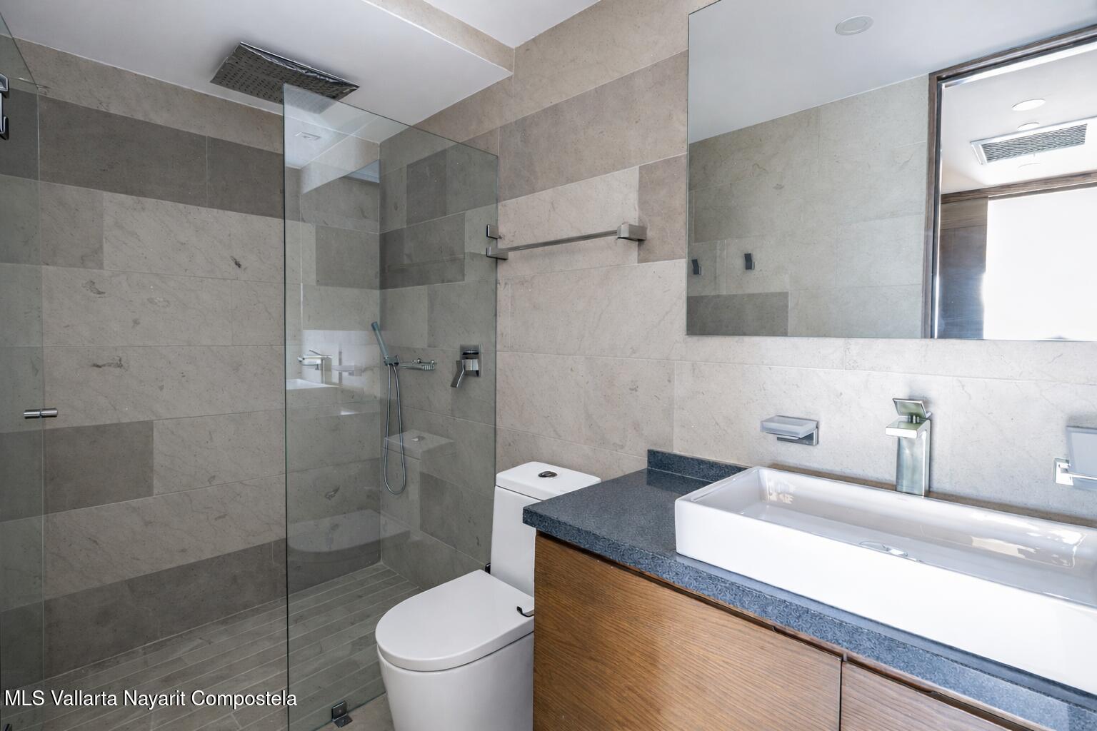 20260325213026062223000000-o