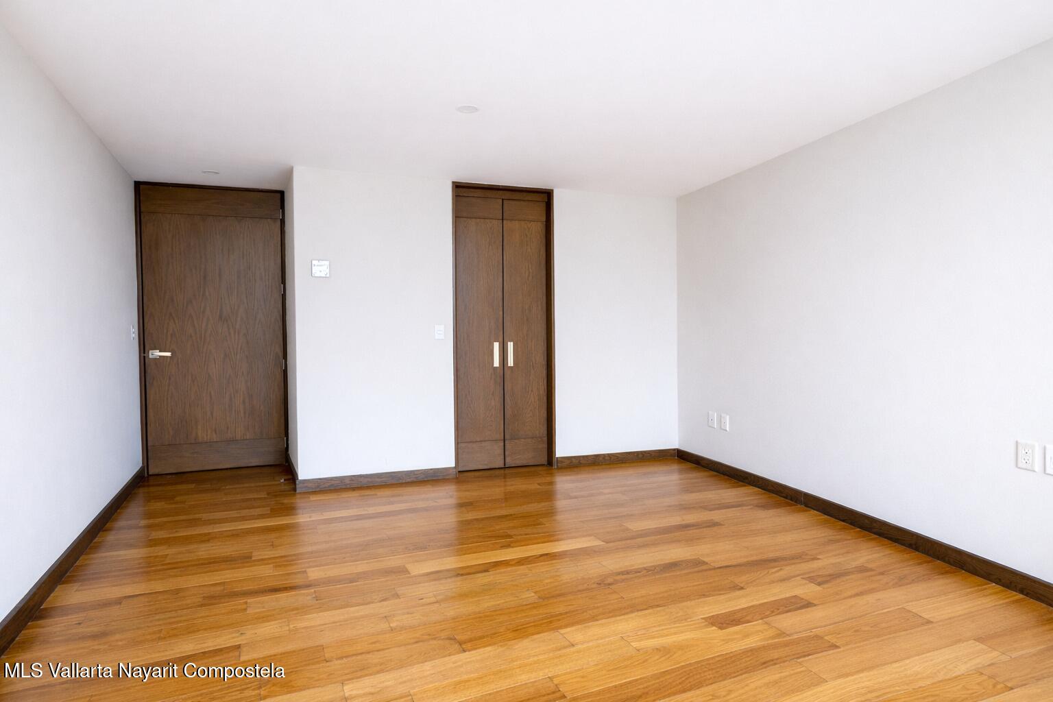 20260325213100878252000000-o