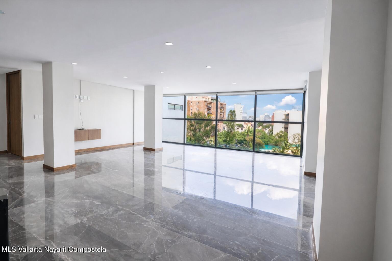 20260325214014462121000000-o