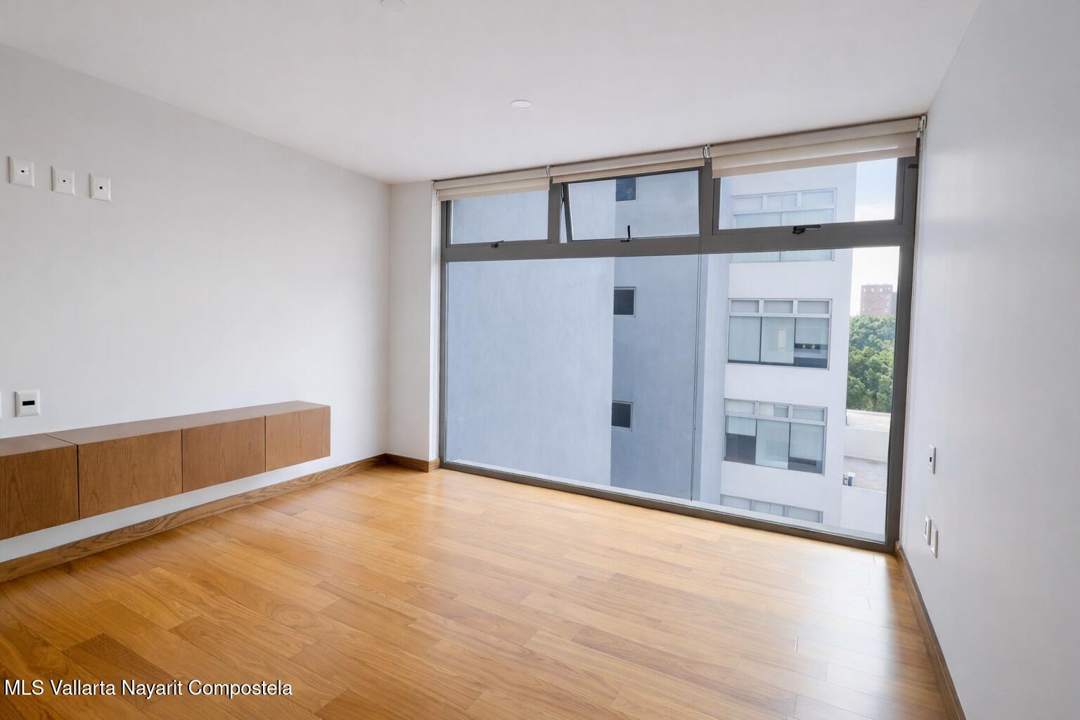 20260325214348930958000000-o