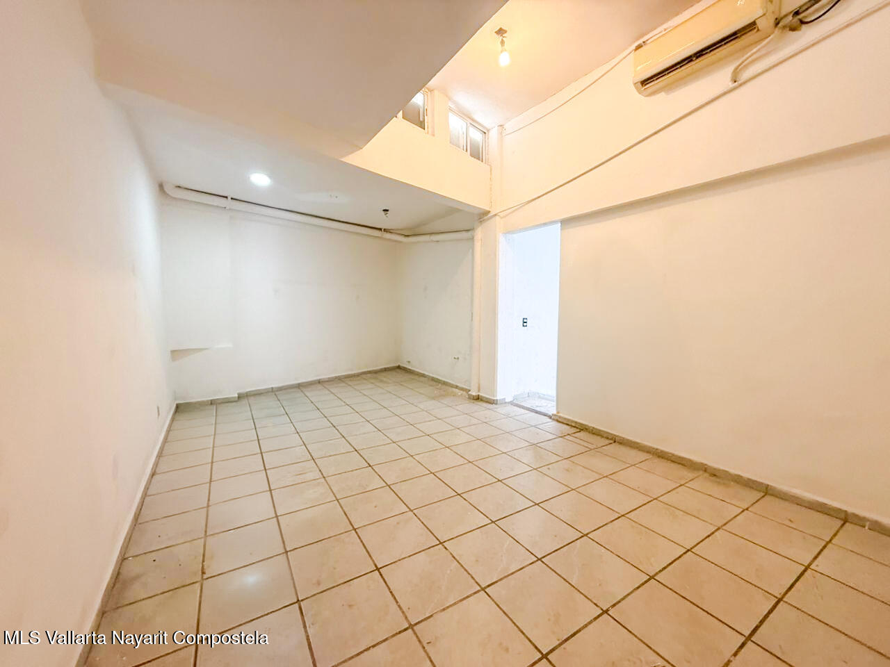 20260325220934004663000000-o