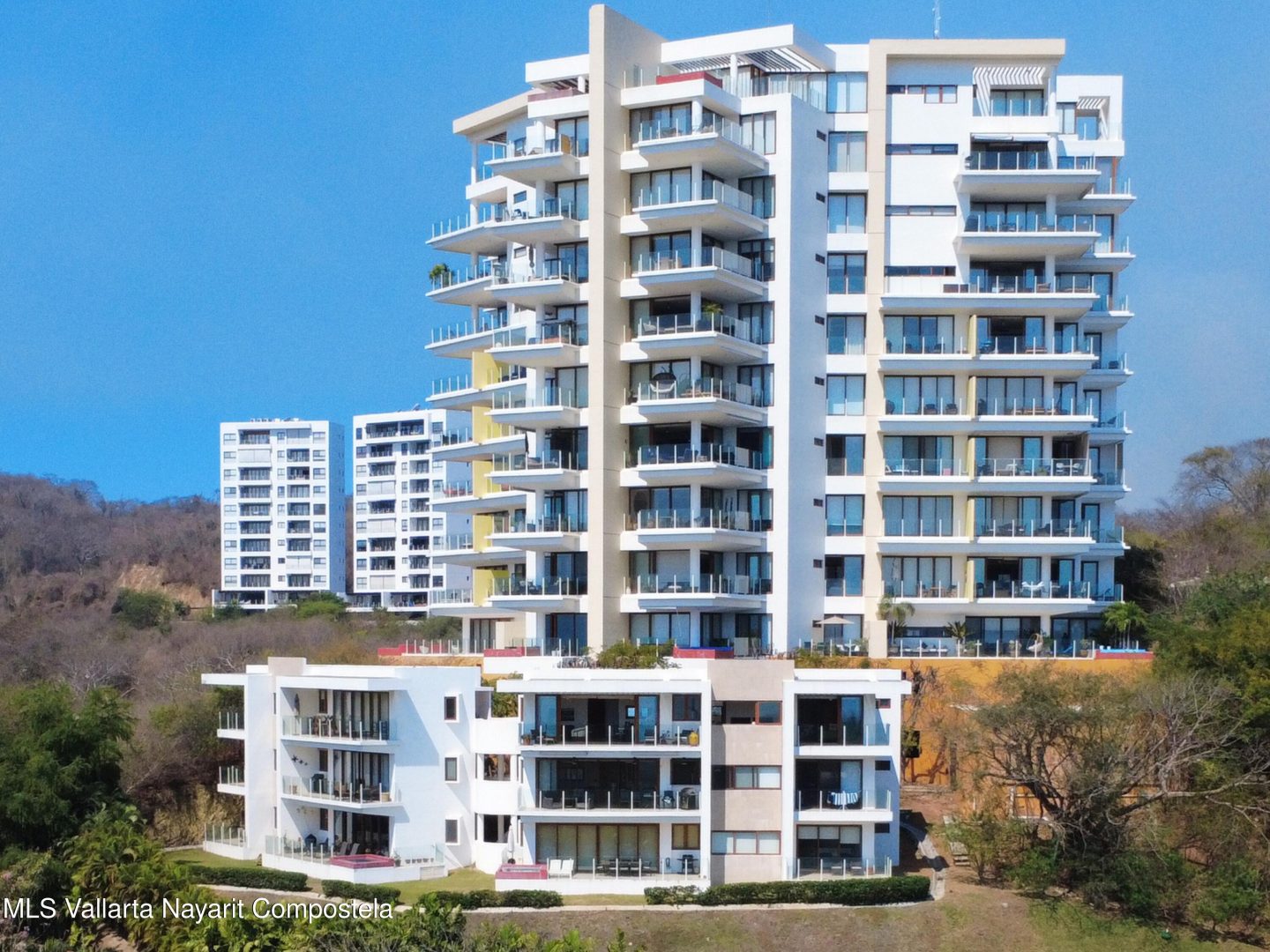 20260327220320314188000000-o