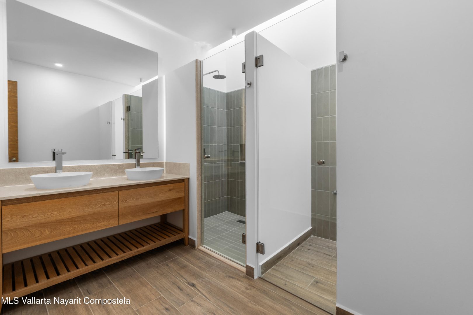 20251023032116891879000000-o