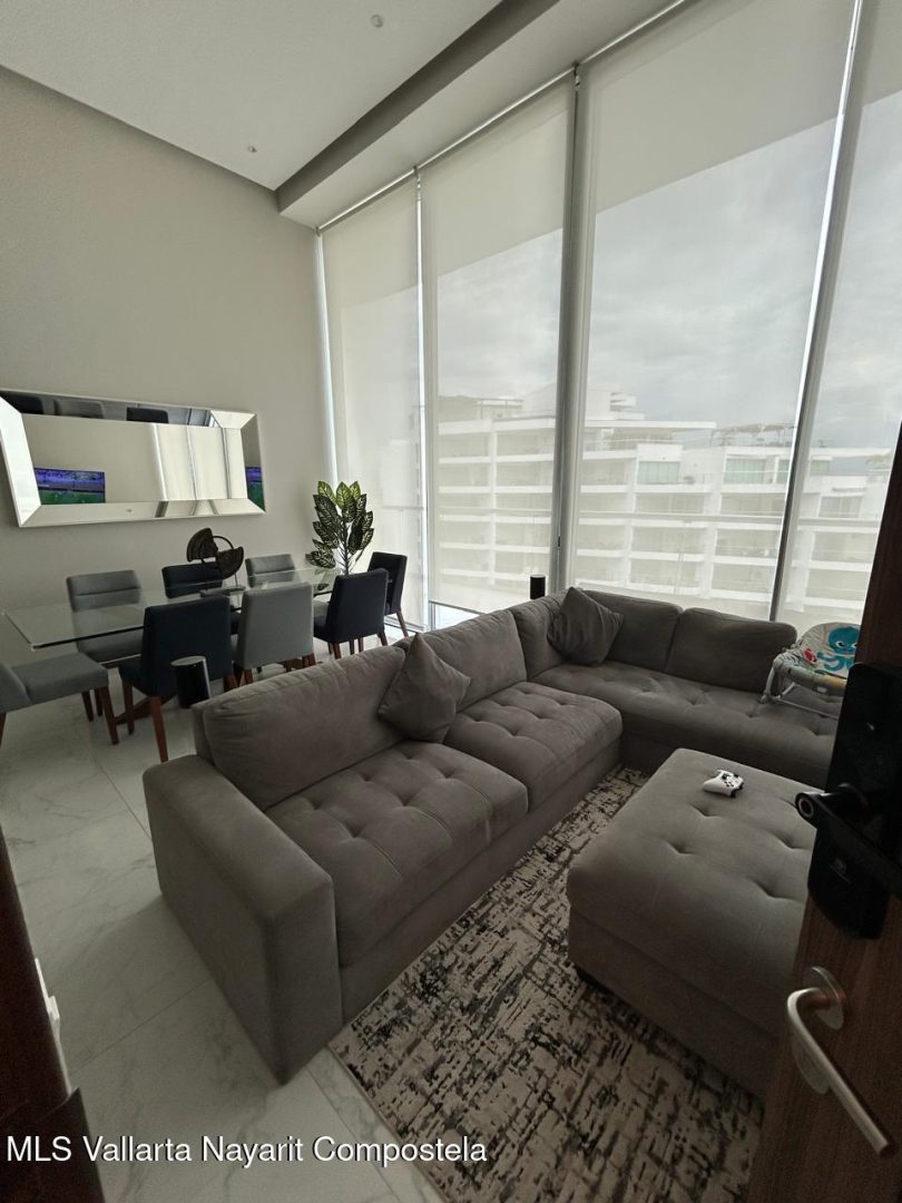 20251215194237544680000000-o