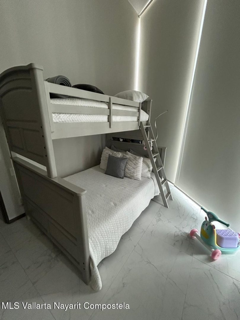 20251215194245783852000000-o