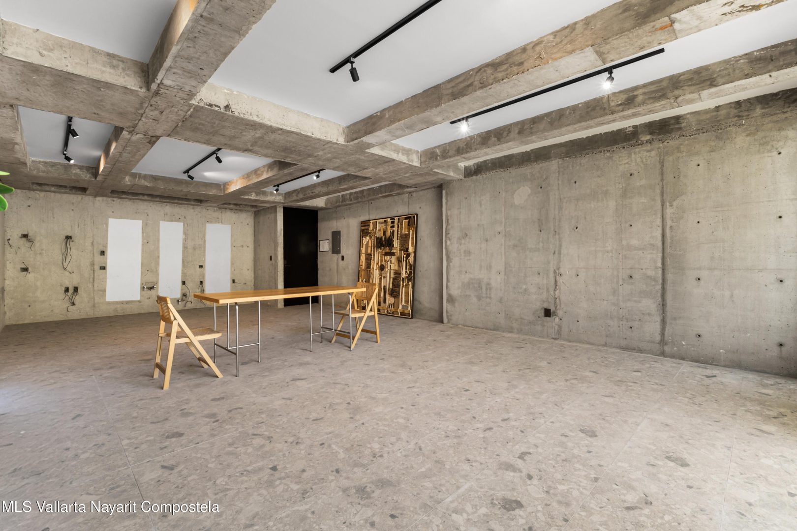 20260306000436700933000000-o