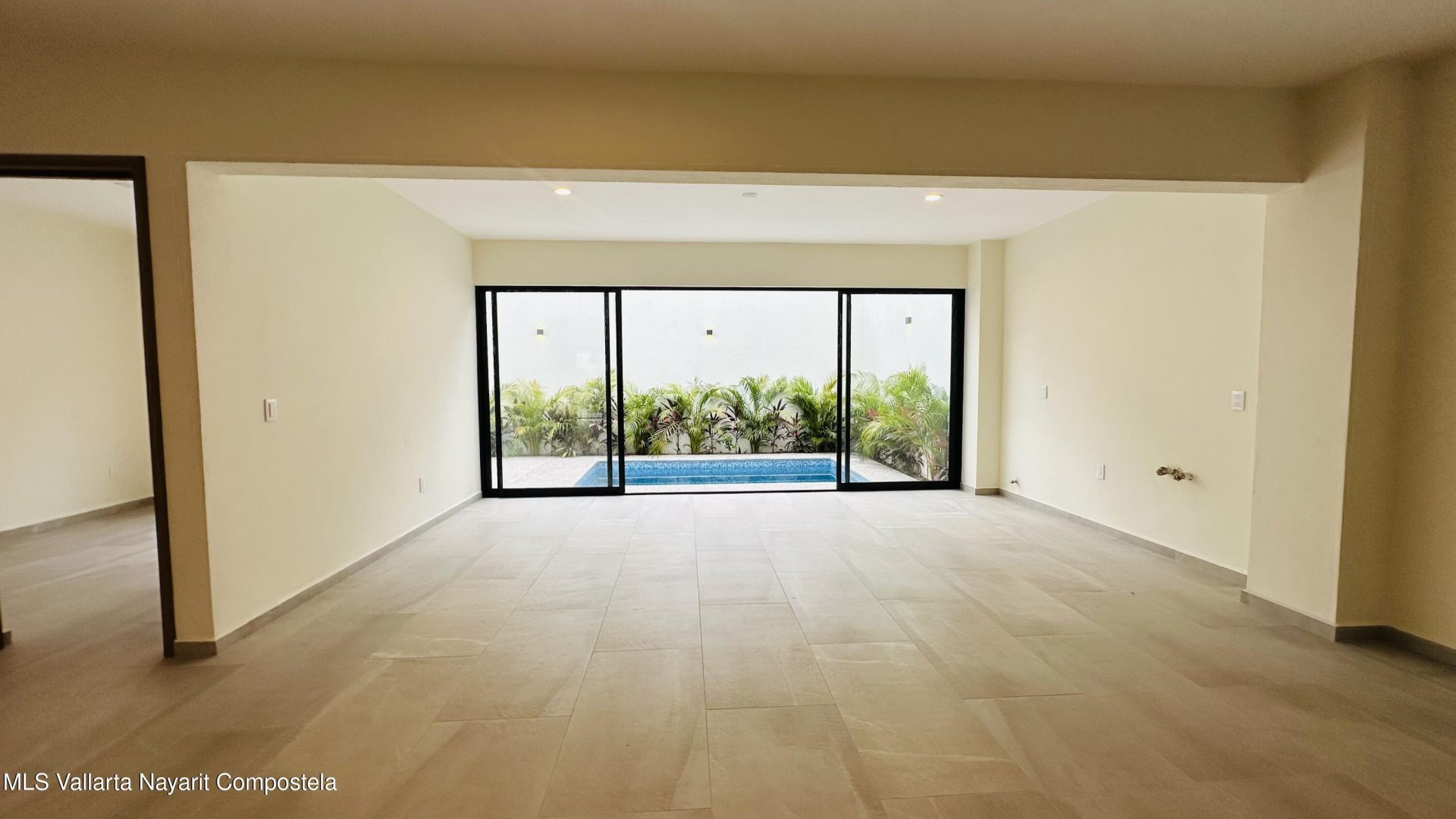 20260406214050233600000000-o