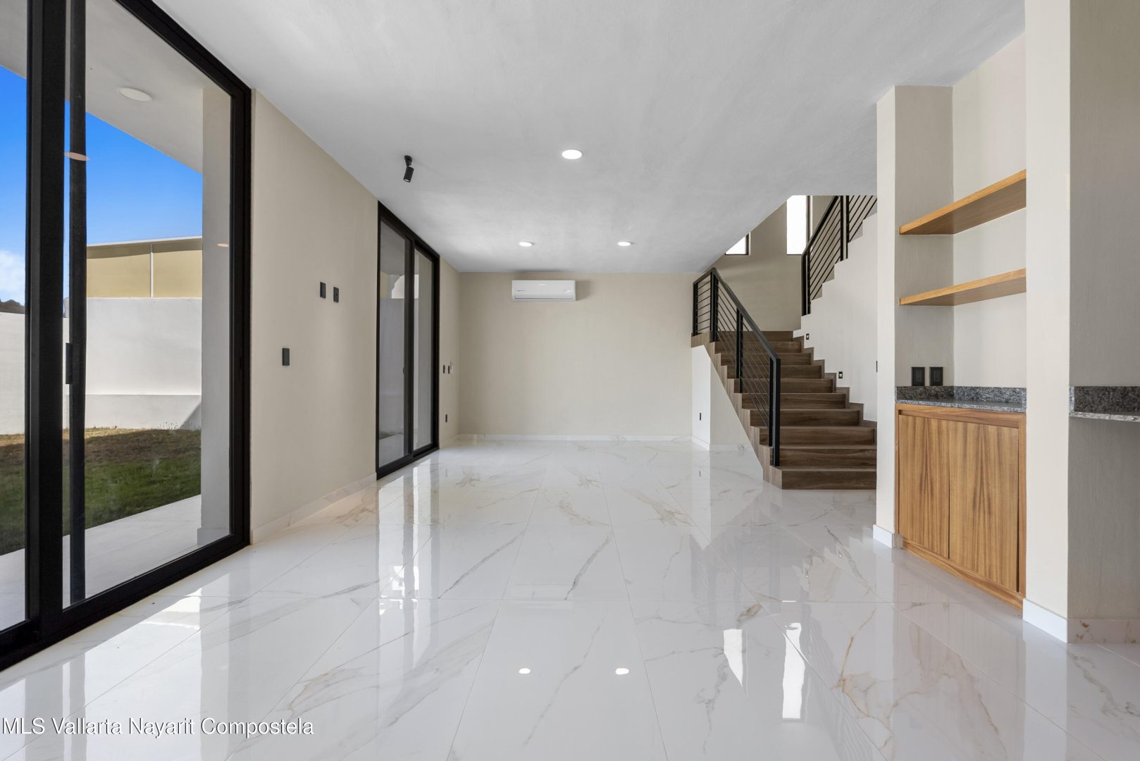 20260411210110223045000000-o