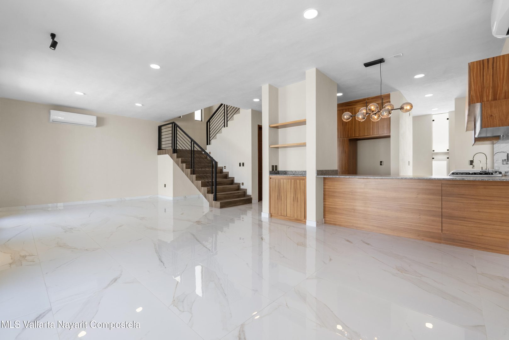 20260411210112914908000000-o