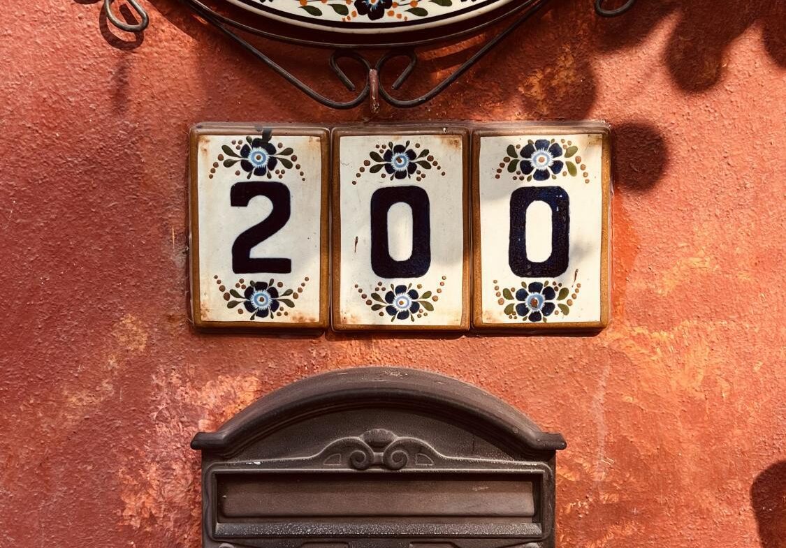 1125